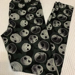 LuLaRoe Nightmare Before Christmas Leggings